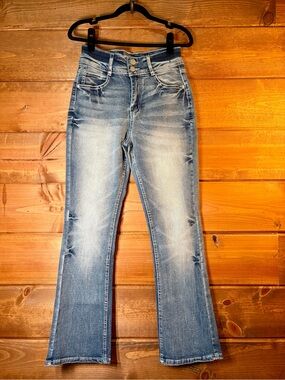 High-Rise Light Blue Flare Jeans for Women Size Small Size 4 to 6 💕🌸